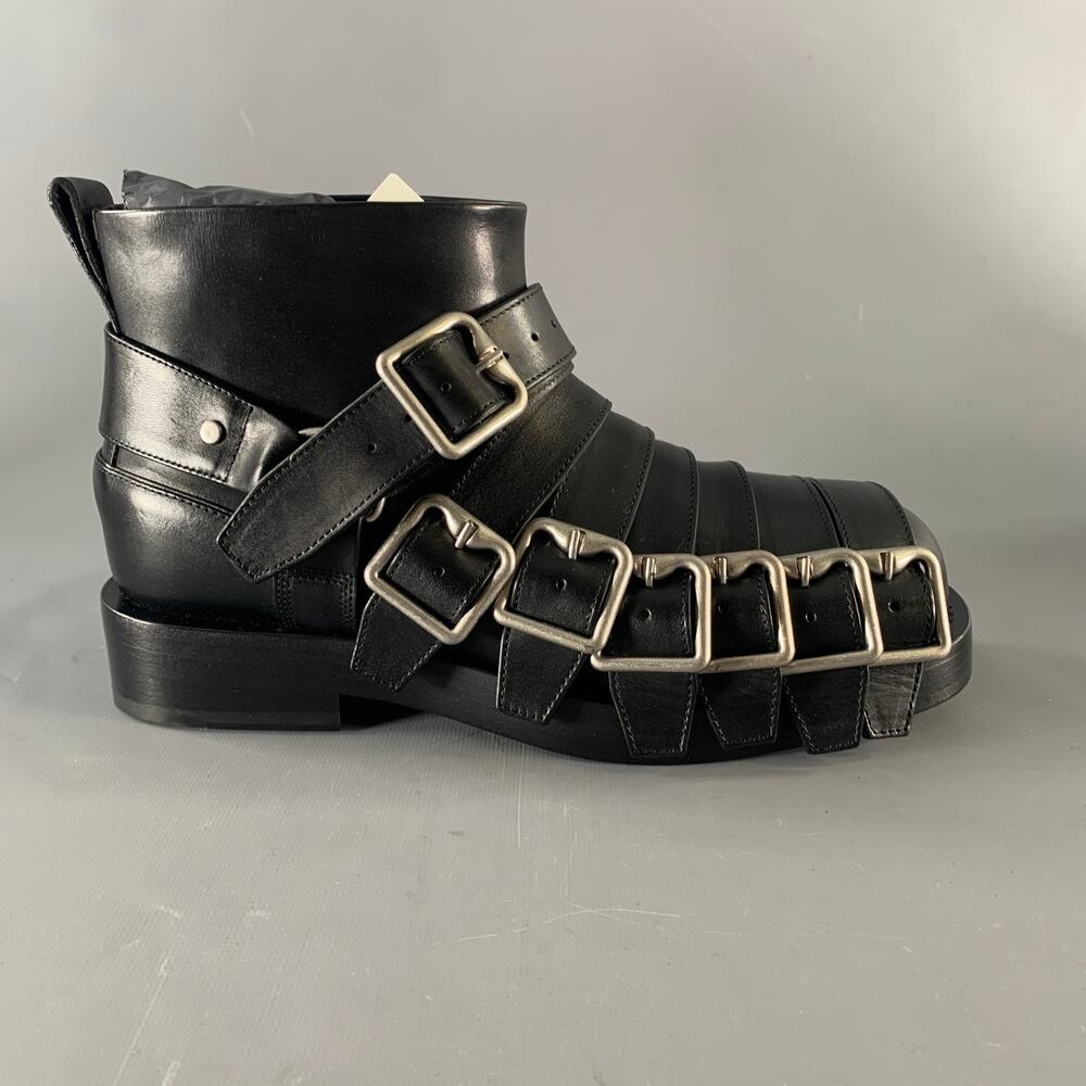 BURBERRY Size 7 Black Leather Pull On Boots - Picture 2 of 9